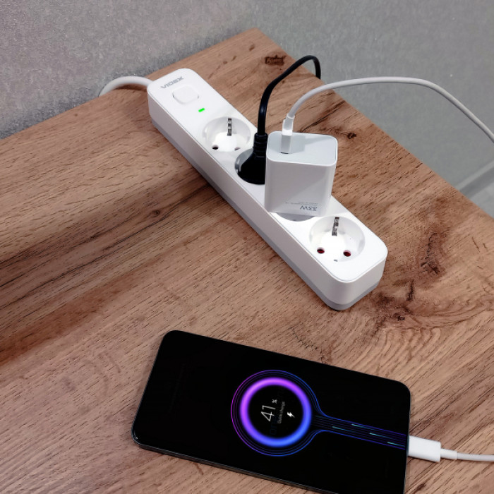Мережевий подовжувач VIDEX ONCORD з/з 4п 3м (3x1.5мм) з кнопкою White (VF-PD43G-W)