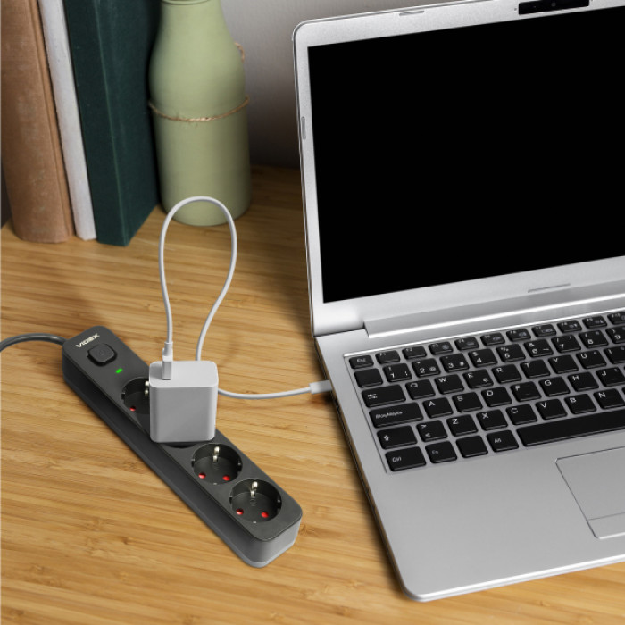 Мережевий подовжувач VIDEX ONCORD з/з 4п 3м (3x1.5мм) з кнопкою Black (VF-PD43G-B)